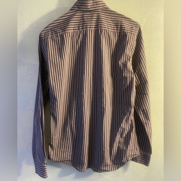 H&M Short Sleeve Button - Picture 2 of 4